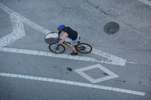 bicycling1.jpg